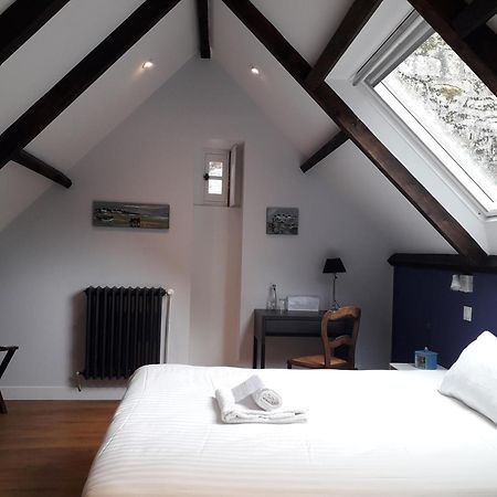 Manoir Du Moustoir - Hotel Les Empreintes Saint-Évarzec Buitenkant foto